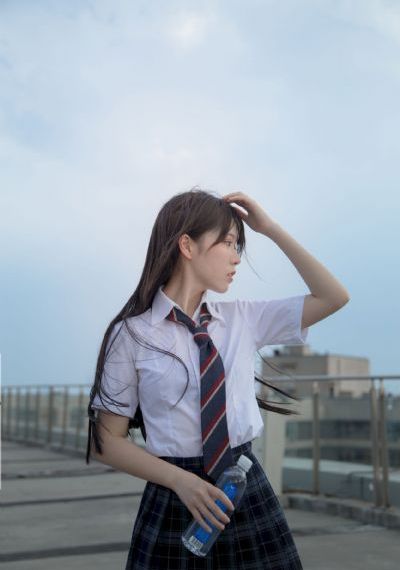 夜夜嗨国产精品99_HD手机免费观看完整