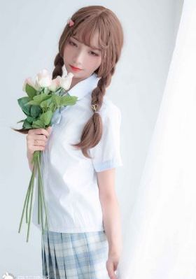 久久AV红桃秘一区二区小说_1080P免费播放