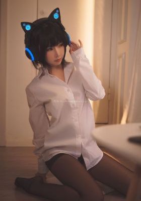 精品成在人线av无码免费_1080高清迅雷在线观看